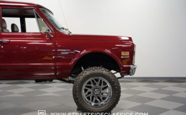 Unknown-Suburban-1972-Burgundy-Metallic-Beige-29