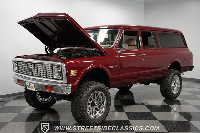 Unknown-Suburban-1972-Burgundy-Metallic-Beige-30