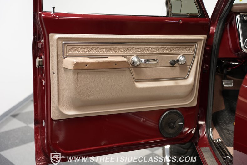 Unknown-Suburban-1972-Burgundy-Metallic-Beige-36