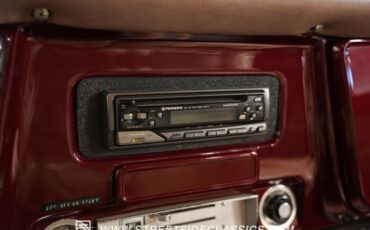 Unknown-Suburban-1972-Burgundy-Metallic-Beige-40
