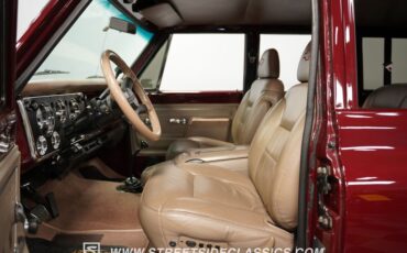 Unknown-Suburban-1972-Burgundy-Metallic-Beige-49