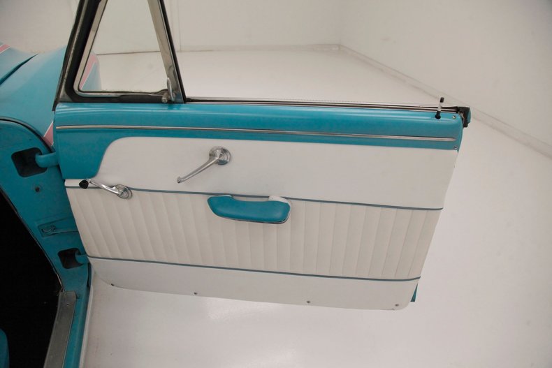 Unknown-Sunliner-1953-Aqua-White-30