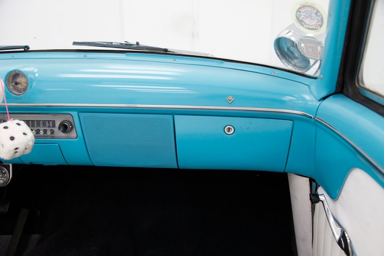 Unknown-Sunliner-1953-Aqua-White-37