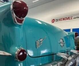Unknown-Super-88-1954-TurquoiseWhite-Light-GrayDark-Gray-17