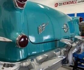 Unknown-Super-88-1954-TurquoiseWhite-Light-GrayDark-Gray-6