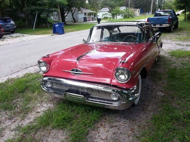 Unknown-Super-88-1957-9