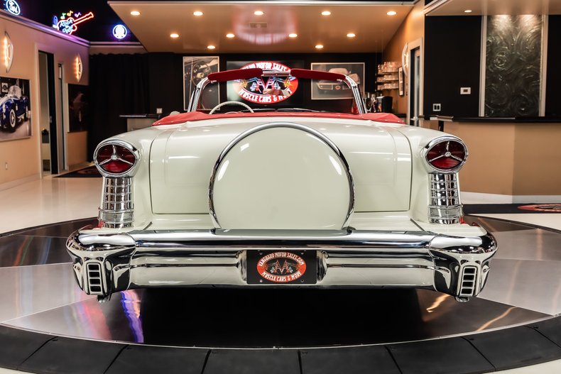 Unknown-Super-88-1957-Red-ampamp-White-Red-20