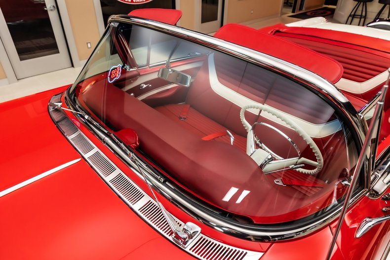 Unknown-Super-88-1957-Red-ampamp-White-Red-31