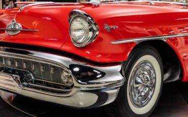Unknown-Super-88-1957-Red-ampamp-White-Red-33