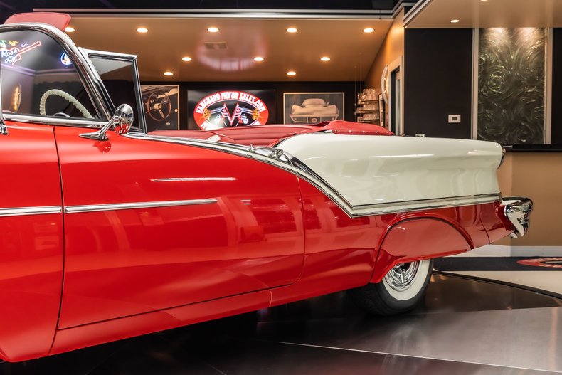 Unknown-Super-88-1957-Red-ampamp-White-Red-34