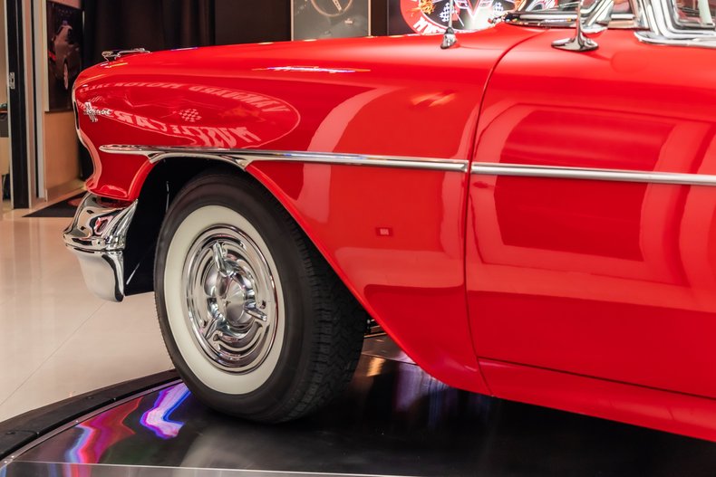 Unknown-Super-88-1957-Red-ampamp-White-Red-40