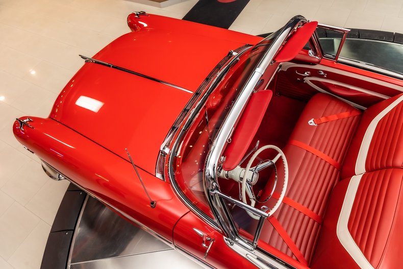 Unknown-Super-88-1957-Red-ampamp-White-Red-41