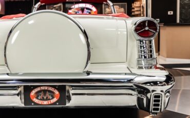 Unknown-Super-88-1957-Red-ampamp-White-Red-45