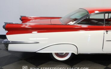 Unknown-Super-88-1959-Polaris-White-Red-White-ampamp-Blac-35