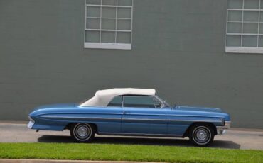 Unknown-Super-88-1961-BlueWhite-top-Tri-Color-Vinyl-21