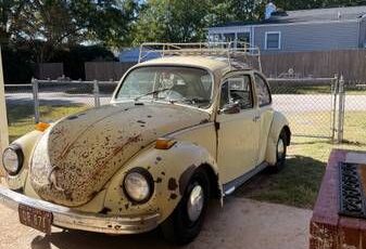 Unknown-Super-beetle-1971-Yellow-Gray-11