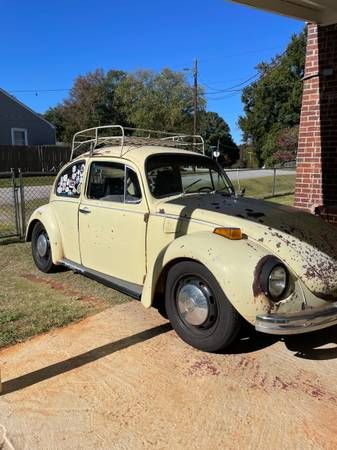 Unknown-Super-beetle-1971-Yellow-Gray-8