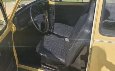 Unknown-Super-beetle-1972-Yellow-5