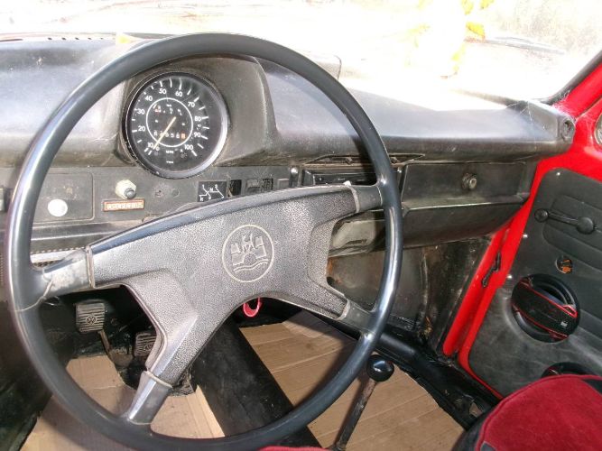 Unknown-Super-beetle-1973-Red-10