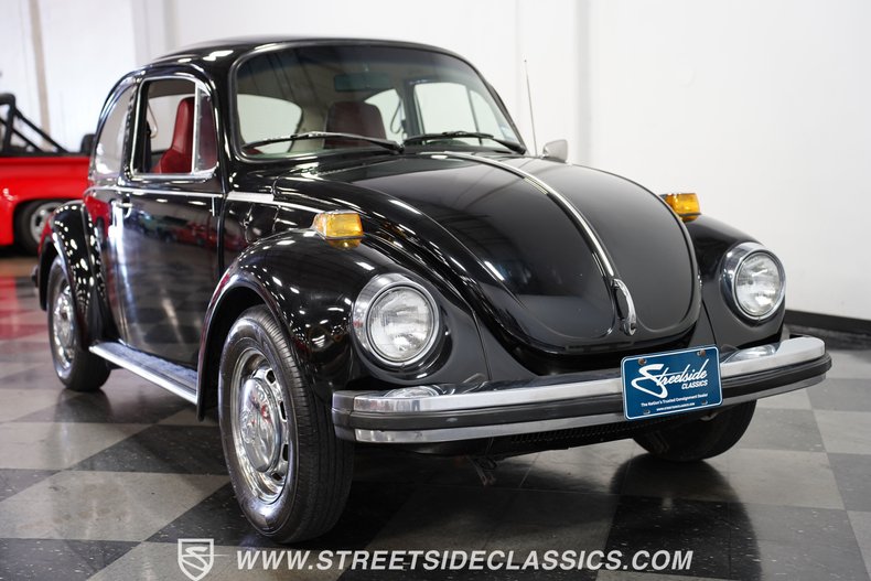 Unknown-Super-beetle-1974-Black-Burgundy-15