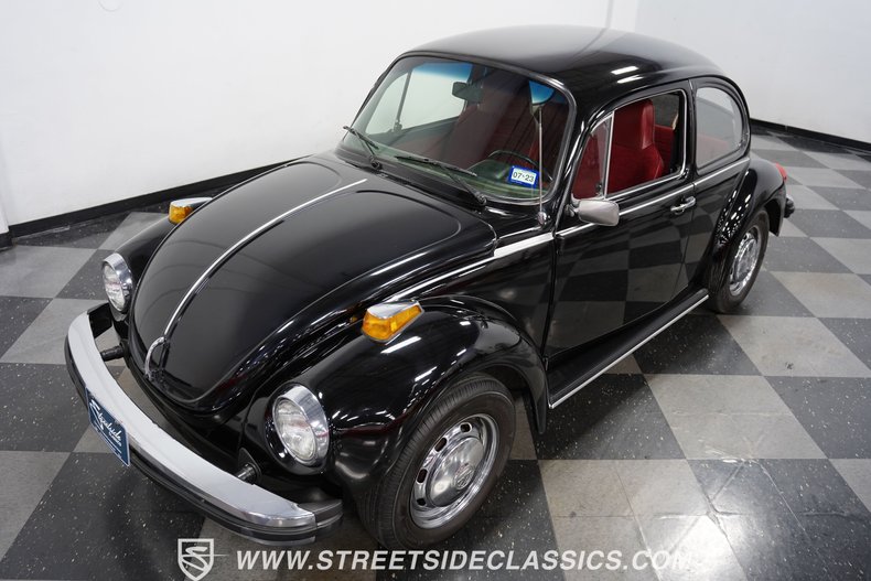 Unknown-Super-beetle-1974-Black-Burgundy-26