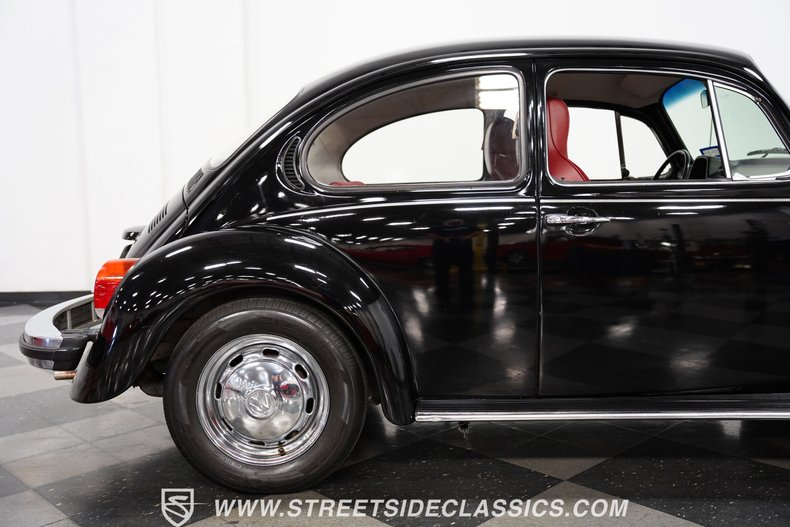 Unknown-Super-beetle-1974-Black-Burgundy-34
