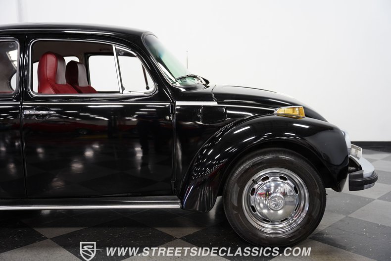 Unknown-Super-beetle-1974-Black-Burgundy-35