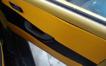 Unknown-Super-beetle-1974-Yellow-Black-1