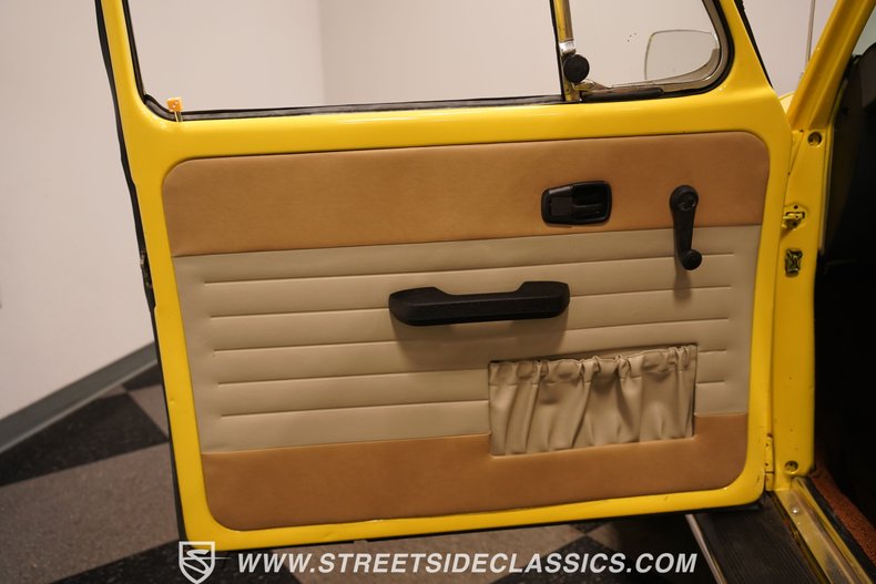 Unknown-Super-beetle-1974-Yellow-Tan-21