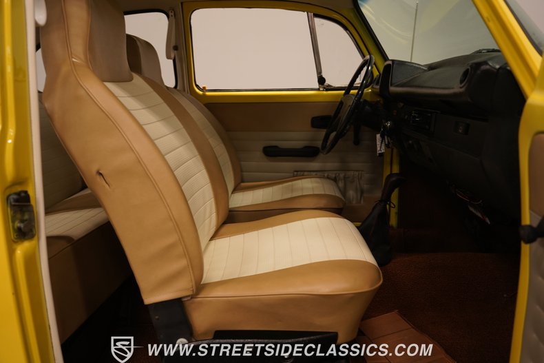 Unknown-Super-beetle-1974-Yellow-Tan-48