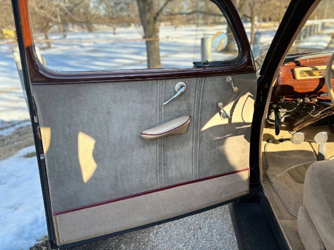 Unknown-Super-deluxe-1941-Black-Cherry-4
