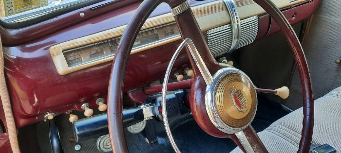 Unknown-Super-deluxe-1941-Maroon-Tan-Cloth-1