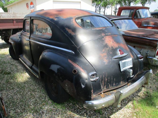 Unknown-Super-deluxe-1946-Black-1