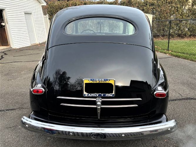 Unknown-Super-deluxe-1946-Black-4