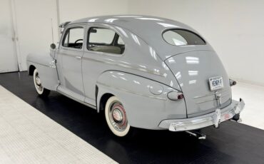 Unknown-Super-deluxe-1946-Feather-Gray-White-1