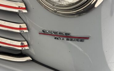 Unknown-Super-deluxe-1946-Feather-Gray-White-27