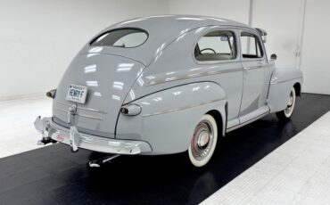 Unknown-Super-deluxe-1946-Feather-Gray-White-3