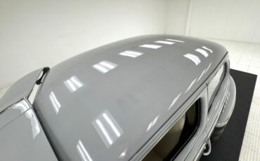 Unknown-Super-deluxe-1946-Feather-Gray-White-30