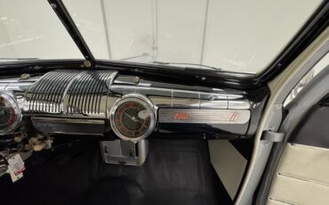 Unknown-Super-deluxe-1946-Feather-Gray-White-49