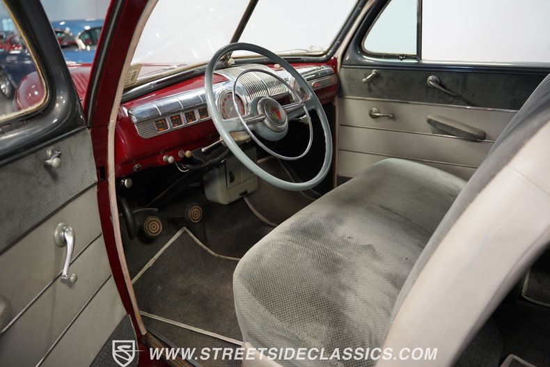 Unknown-Super-deluxe-1946-Maroon-Gray-3