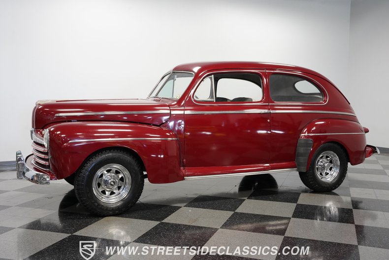 Unknown-Super-deluxe-1946-Maroon-Gray-5