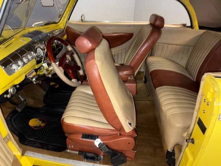 Unknown-Super-deluxe-1946-Yellow-Tan-14