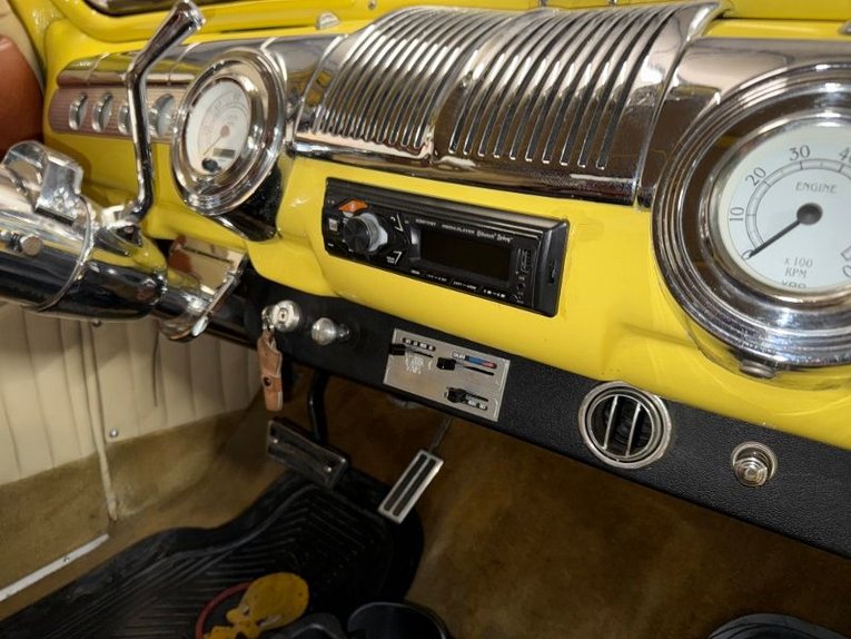 Unknown-Super-deluxe-1946-Yellow-Tan-30
