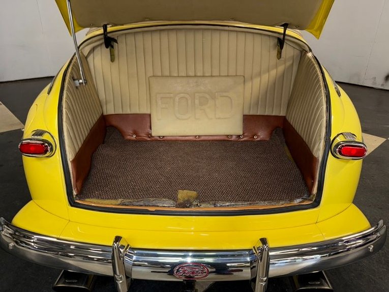 Unknown-Super-deluxe-1946-Yellow-Tan-32