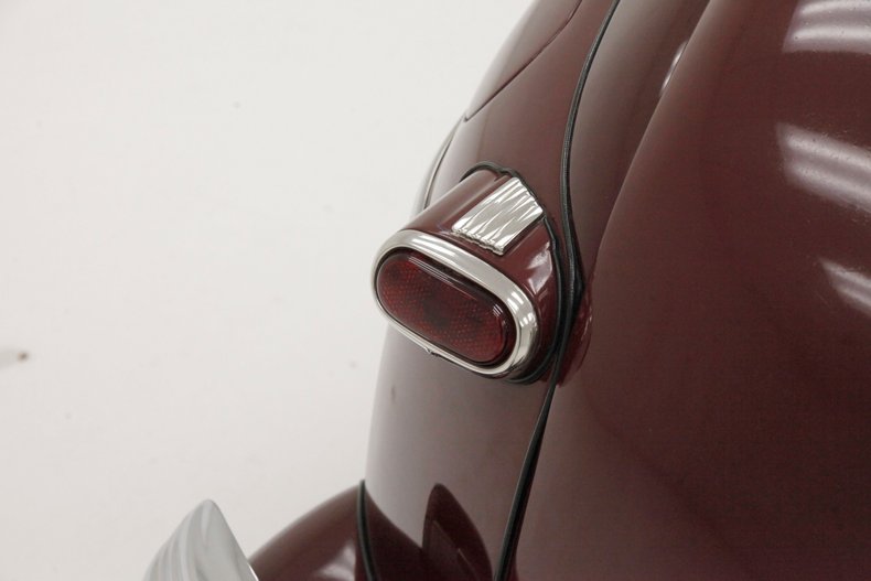 Unknown-Super-deluxe-1947-Monsoon-Maroon-Saddle-40