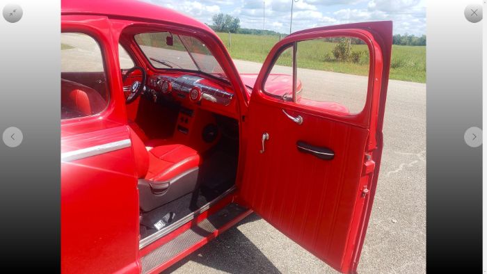Unknown-Super-deluxe-1948-Gloss-Red-Red-Leather-5