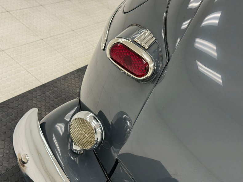 Unknown-Super-deluxe-1948-Rotunda-Gray-Tan-23