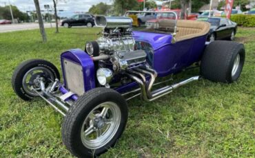 Unknown-T-bucket-1923-Purple-Tan
