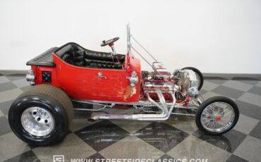 Unknown-T-bucket-1924-Red-Black-28