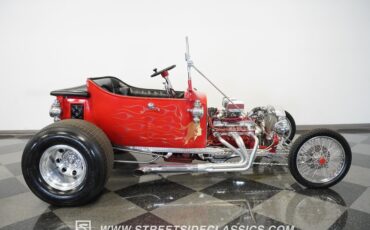 Unknown-T-bucket-1924-Red-Black-29